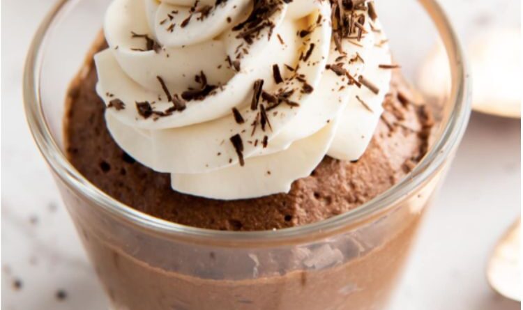 Mousse de chocolate r&aacute;pido e f&aacute;cil de preparar